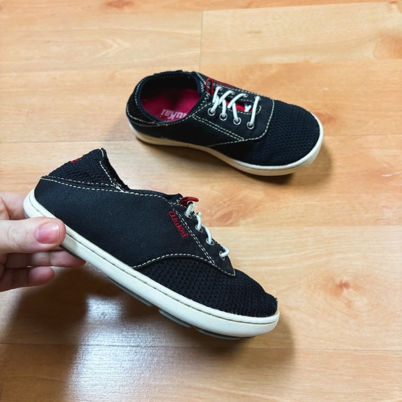 Olukai Black Nohea Mesh Sneakers Kids Size 11B - Picture 7 of 9